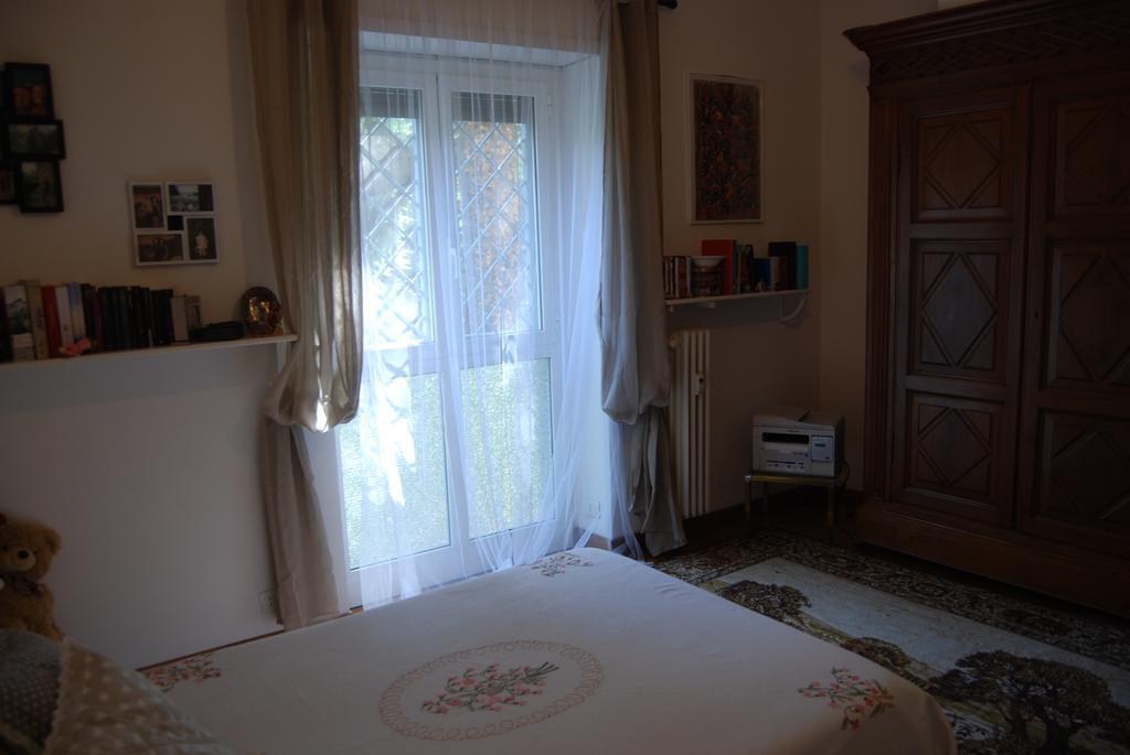 La Badia Del Cavaliere Bed & Breakfast Рим Стая снимка